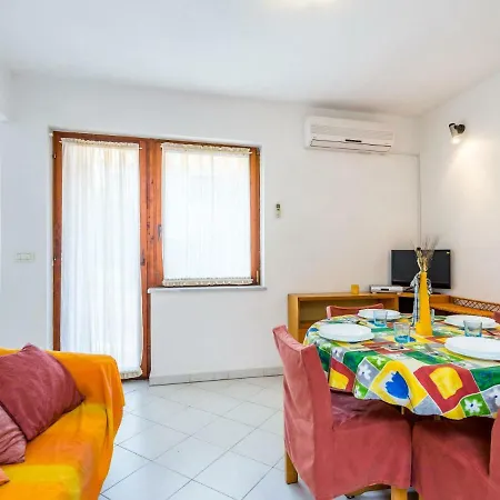 House Nikola Apartment Medulin